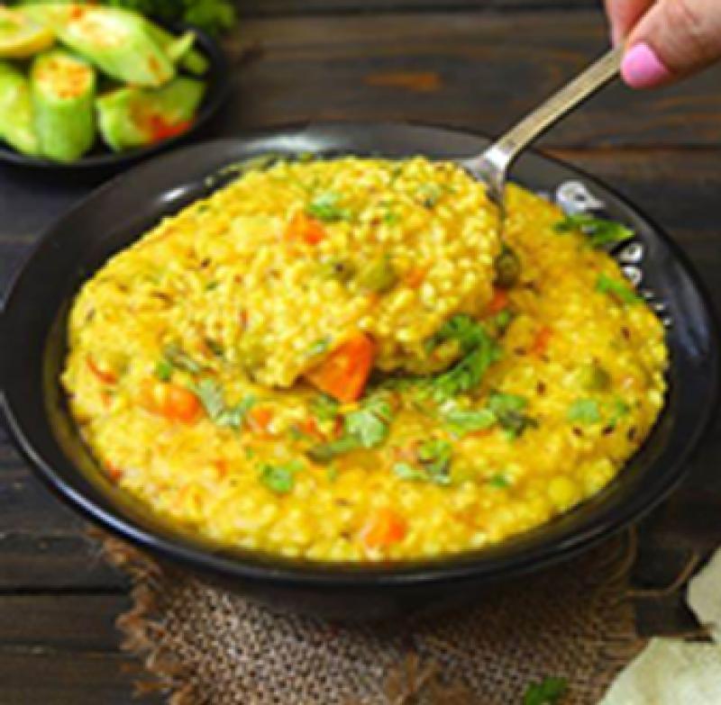Veggie Dalia Khichadi